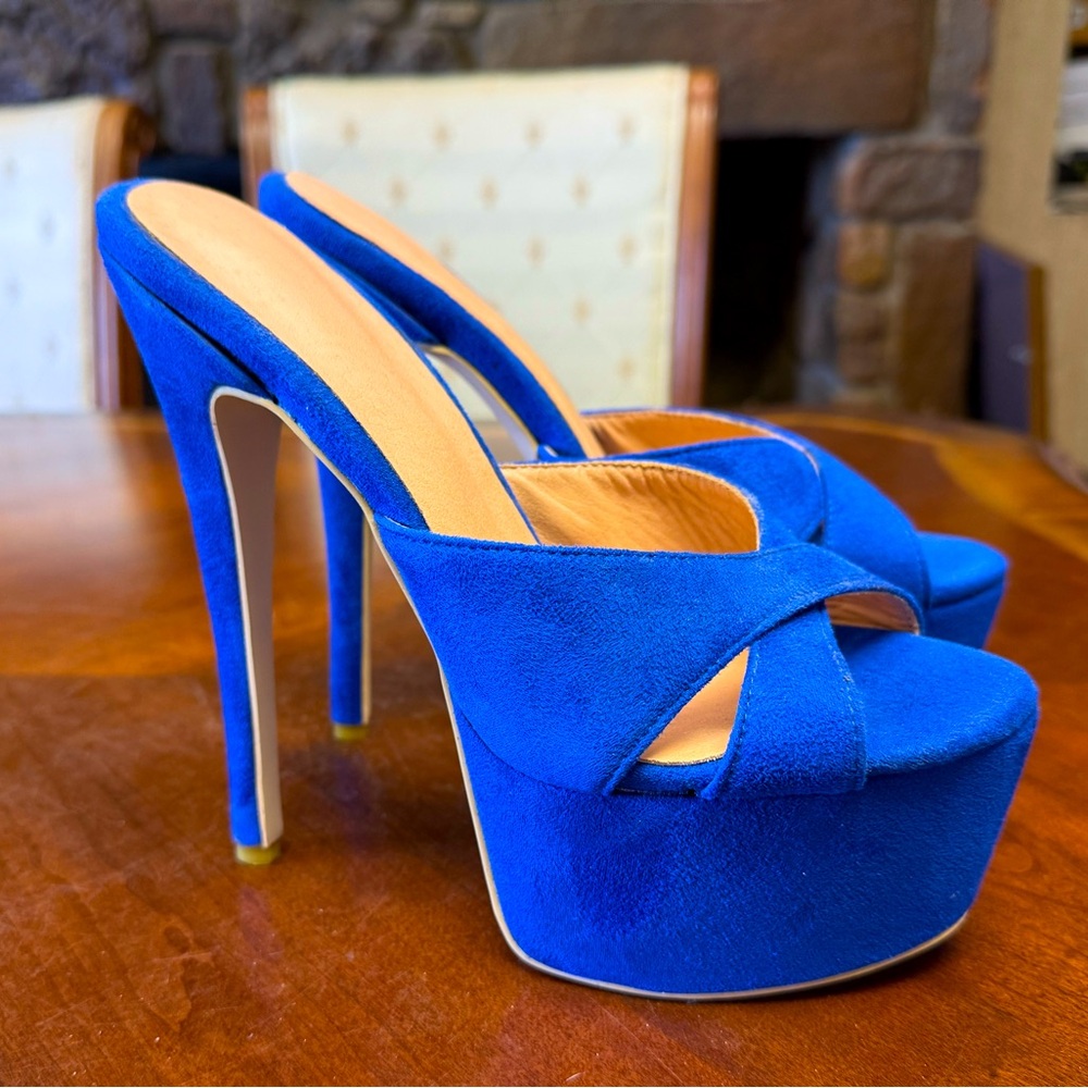 Sexy Blue Platform Mules US 8.5 NWOB